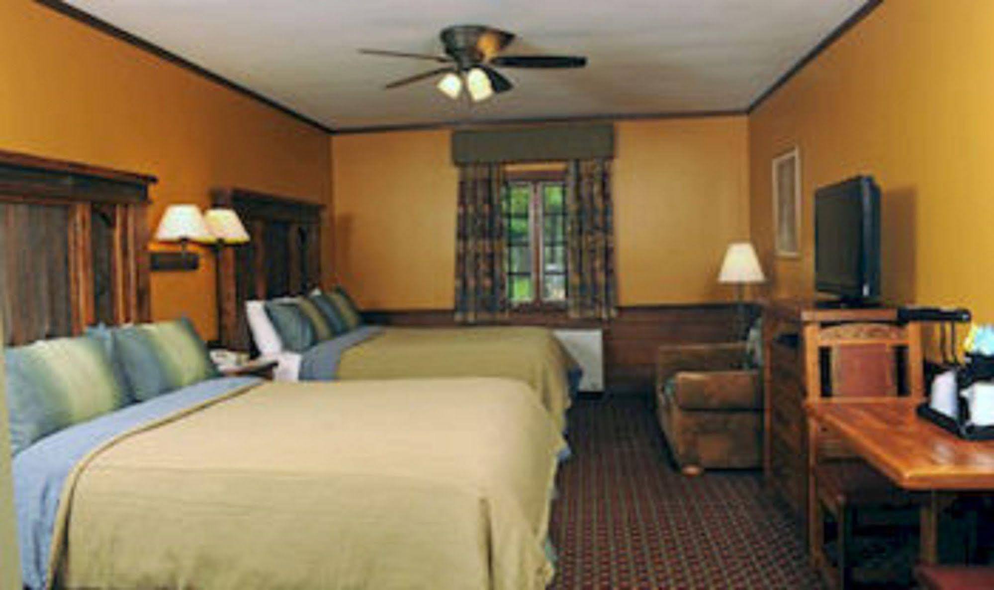 Starved Rock Lodge & Conference Center Utica Ngoại thất bức ảnh