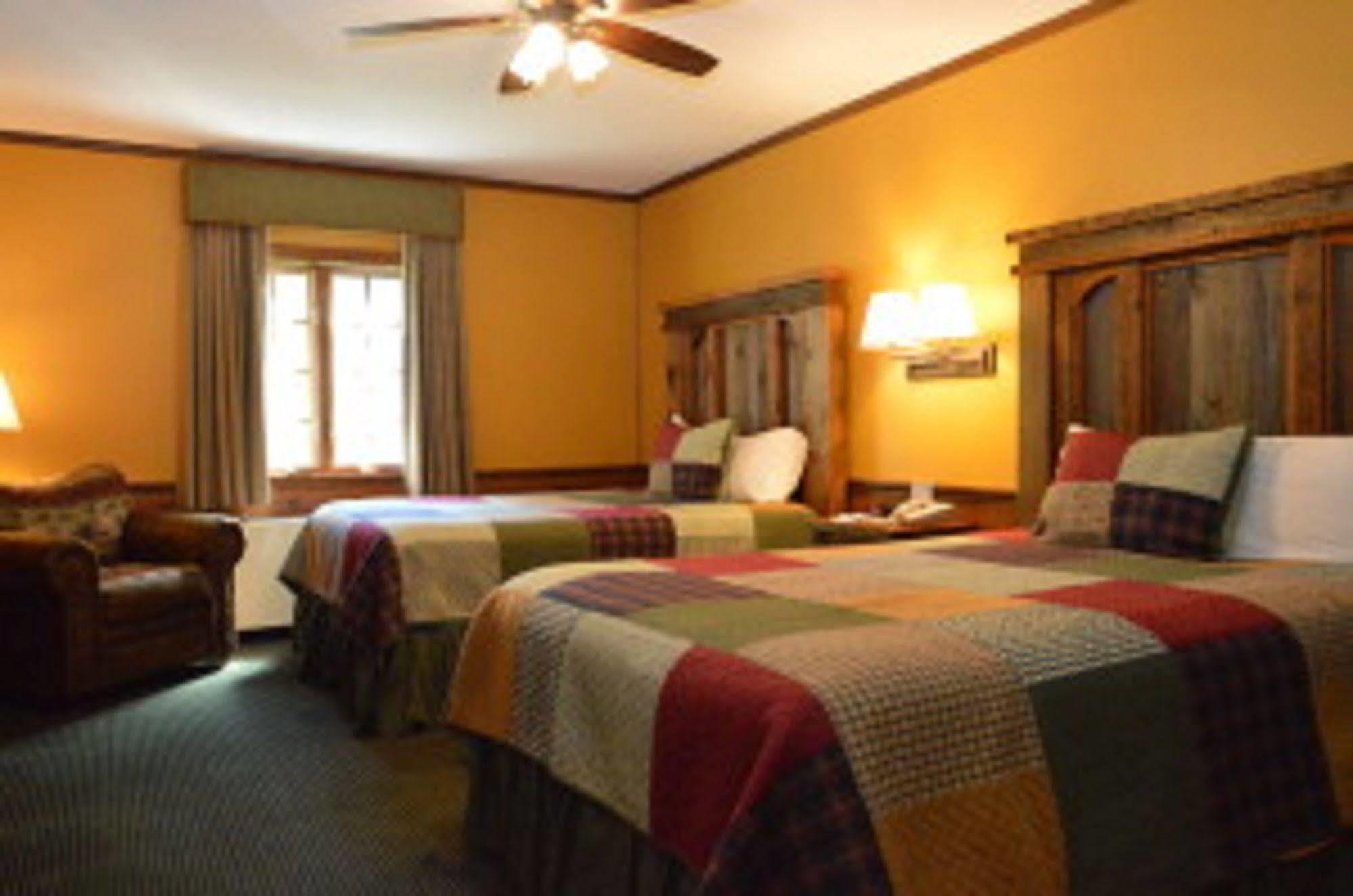 Starved Rock Lodge & Conference Center Utica Ngoại thất bức ảnh